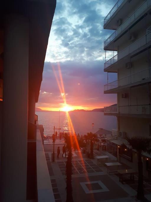 Seaside Family Apartment Loutraki Exterior photo